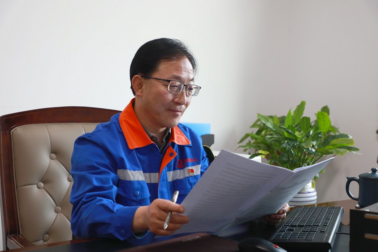 闫智荣网站.jpg